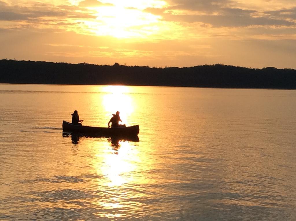 N' This On The Bay -Vacation Suite Wiarton Eksteriør billede